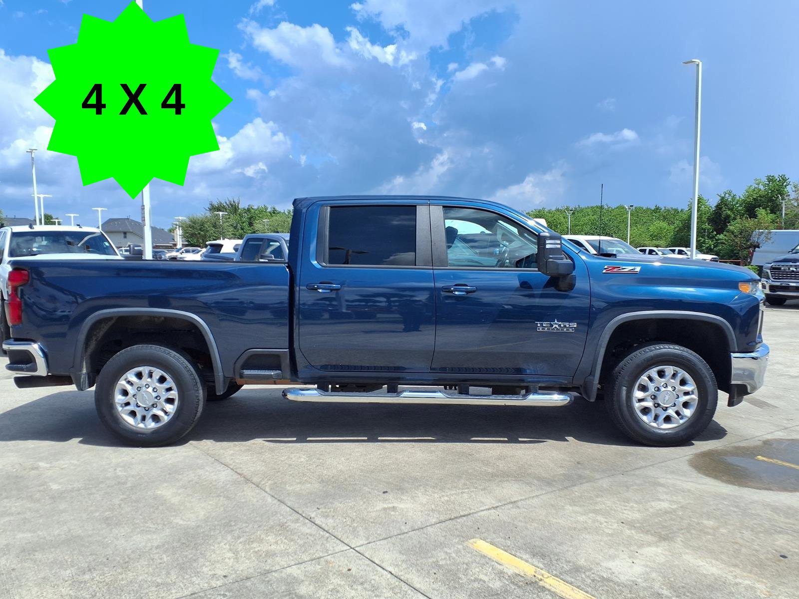 Used 2020 Chevrolet Silverado 2500 LT w/ Texas Edition AWD/4WD image 4