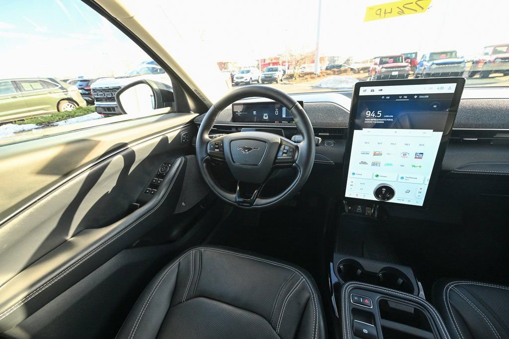 Used 2025 Ford Mustang Mach-E Premium image 32