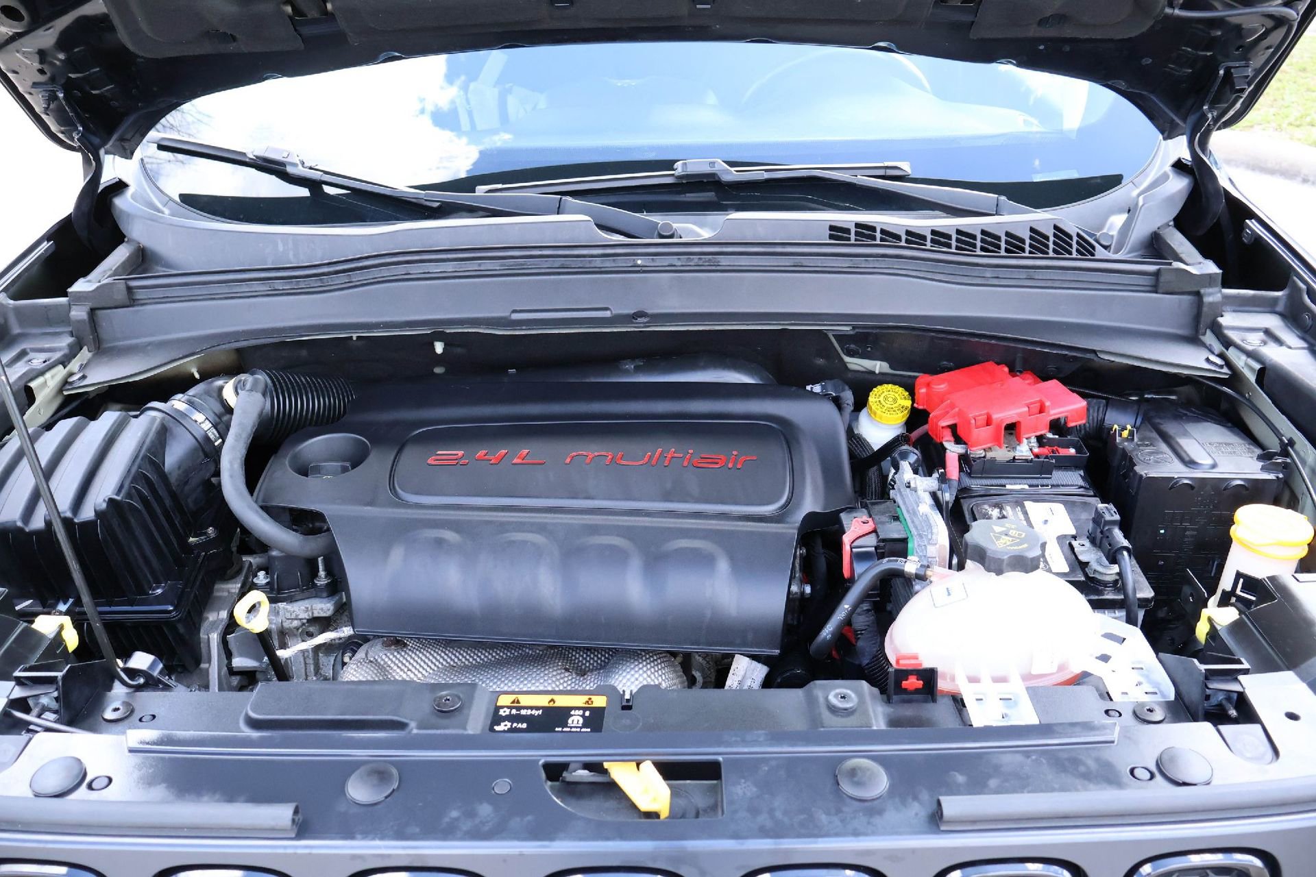 Used 2018 Jeep Renegade Altitude AWD/4WD image 9