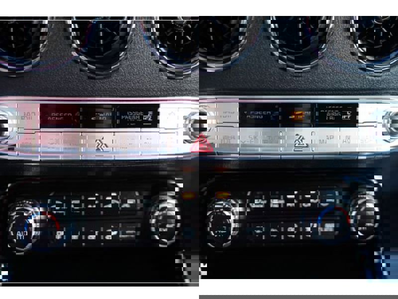 Used 2020 Kia Stinger GT-Line w/ Sun & Sound Package image 21