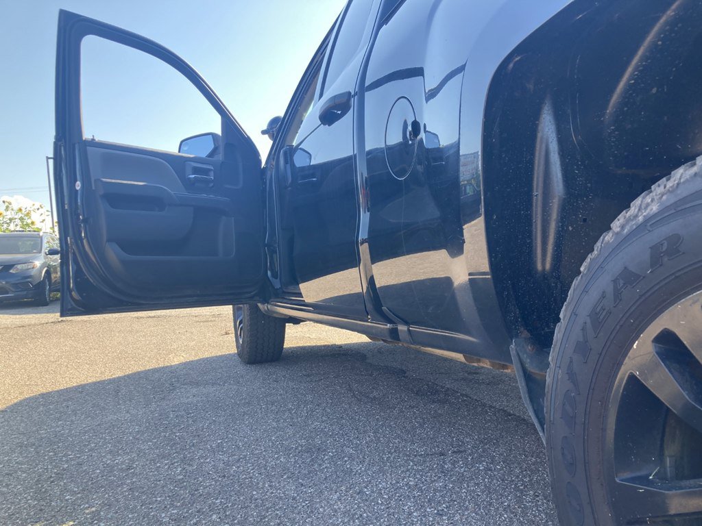 Used 2018 Chevrolet Silverado 1500 W/T image 9