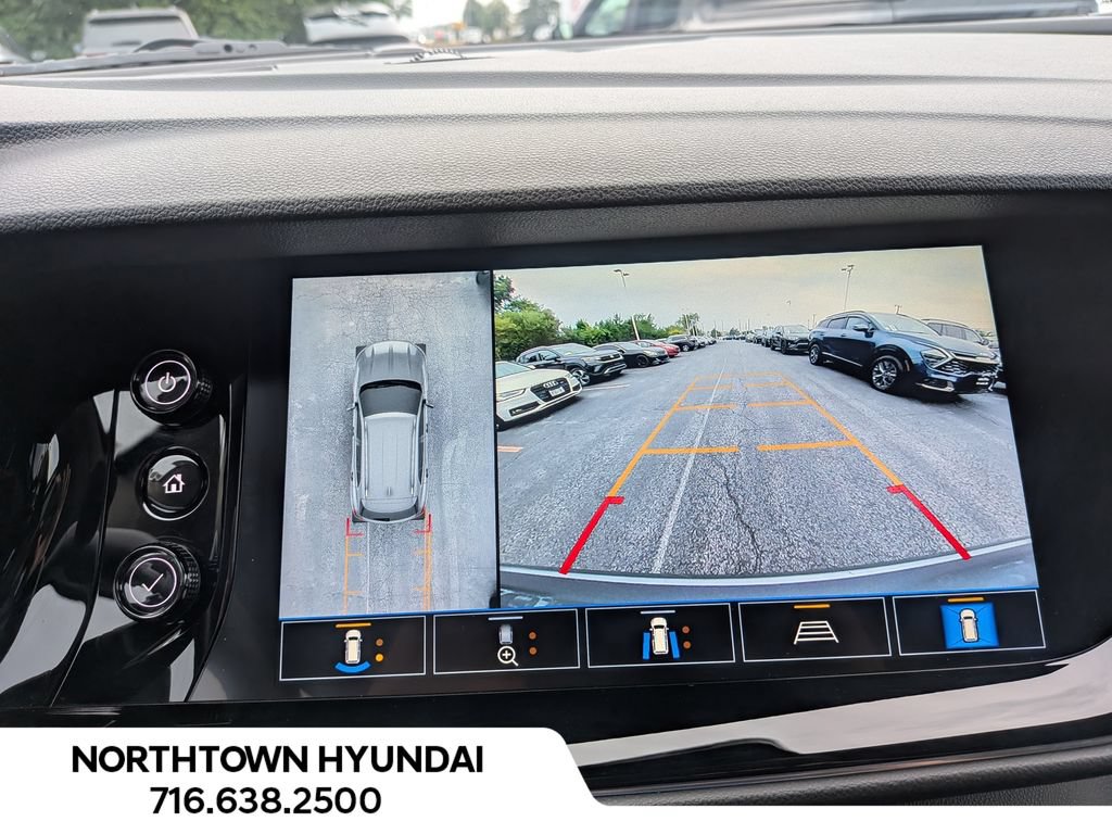 Used 2021 Buick Envision Avenir AWD/4WD image 20