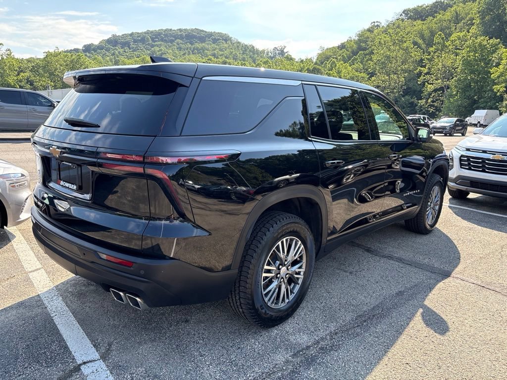 Certified 2024 Chevrolet Traverse LS AWD/4WD image 5