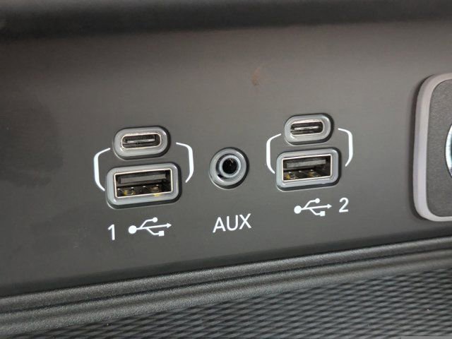 New 2025 Jeep Grand Cherokee Altitude image 20