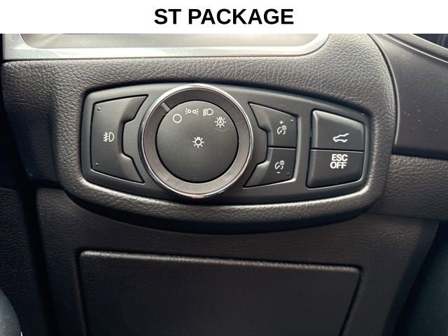 Used 2022 Ford Edge ST w/ Equipment Group 401A image 7