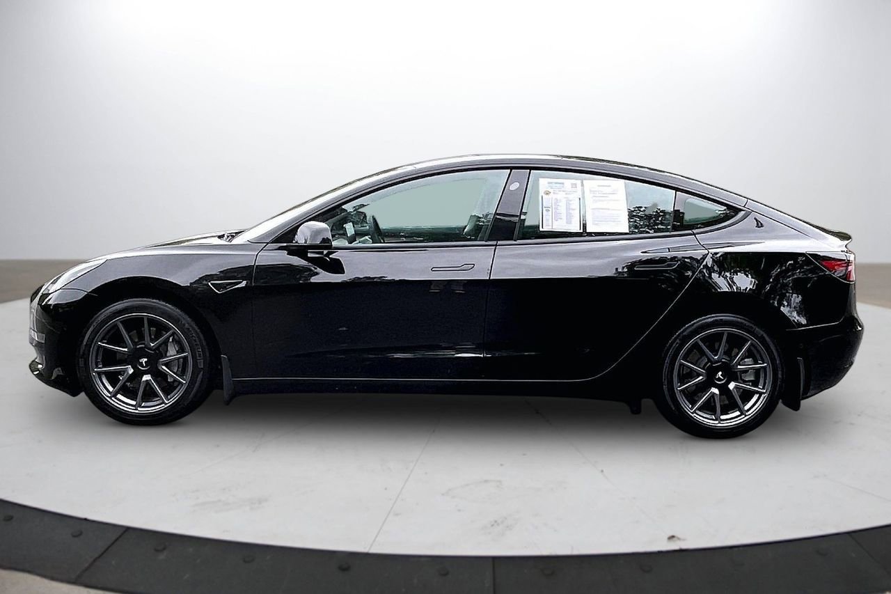 Used 2022 Tesla Model 3 Long Range AWD/4WD image 6
