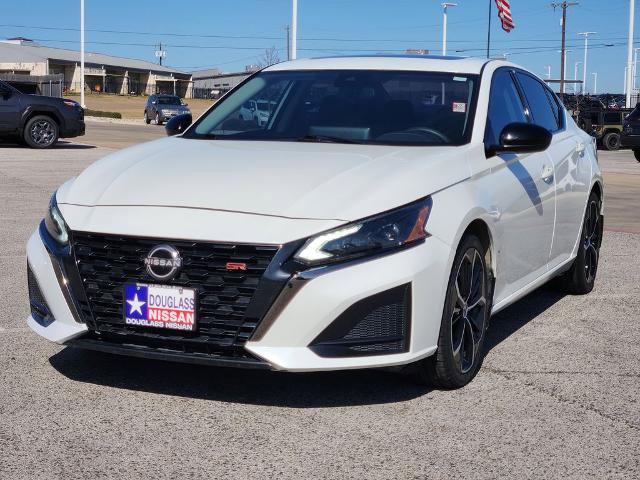 Certified 2023 Nissan Altima 2.5 SR w/ SR Premium Package image 2