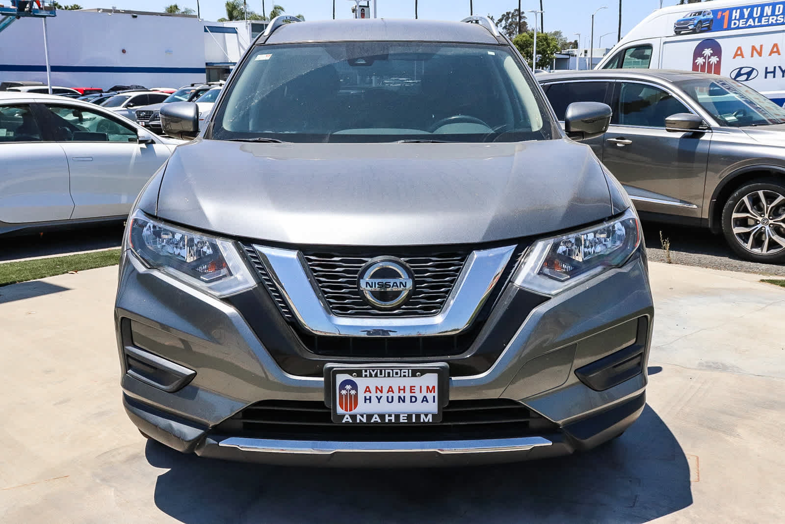 Used 2020 Nissan Rogue SV FWD image 18
