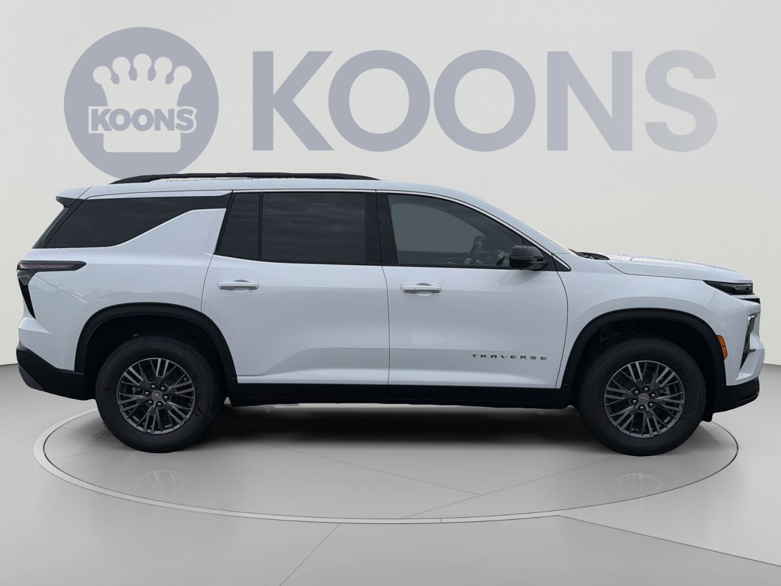 New 2027 Chevrolet Traverse LT w/ Driver Confidence Package FWD image 8