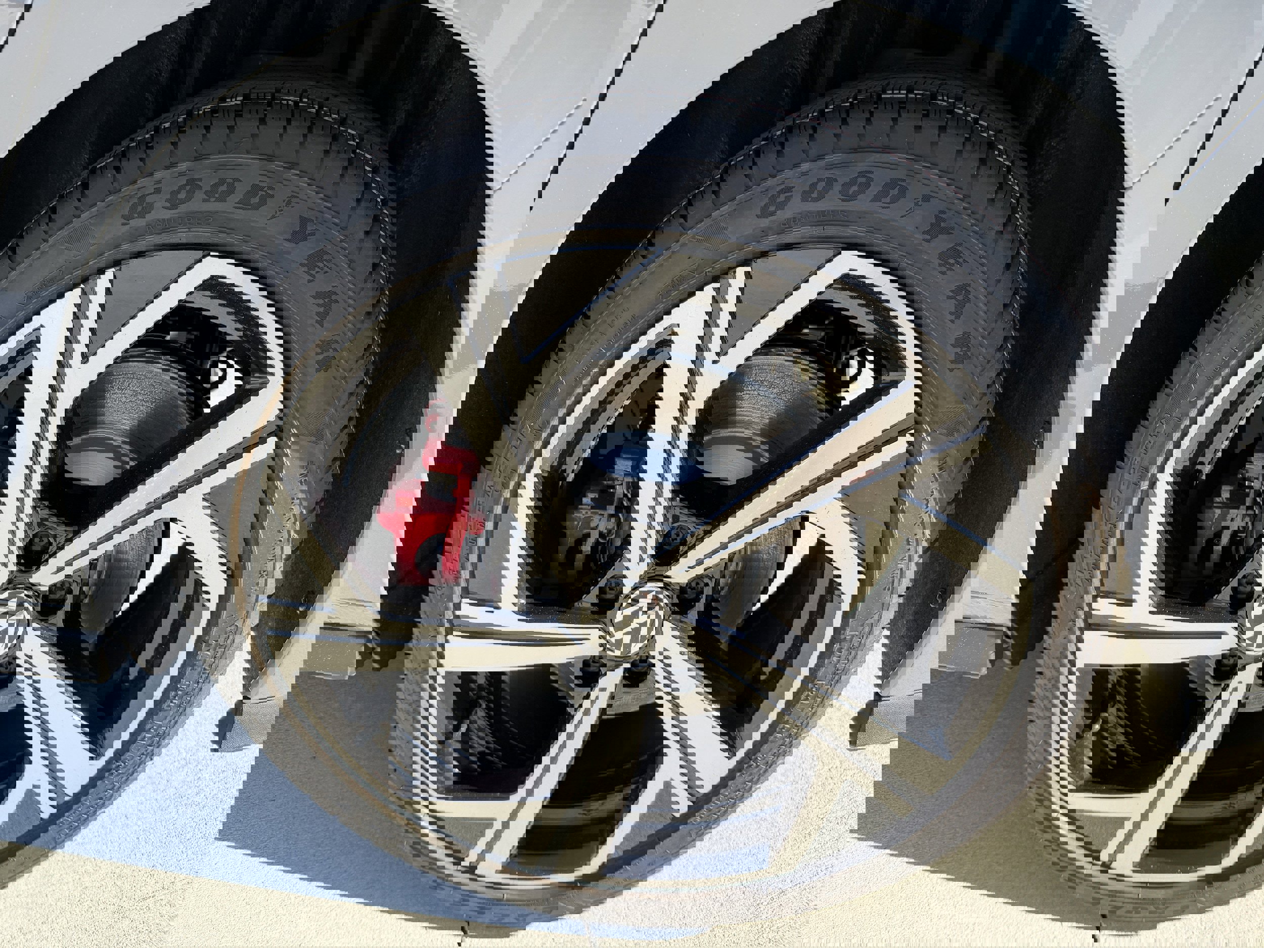 New 2026 Volkswagen GTI SE image 32