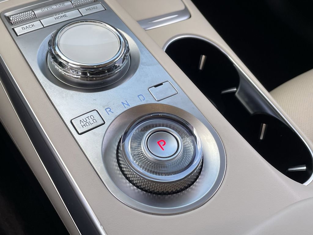 Used 2022 Genesis GV70 2.5T w/ Select Package image 15