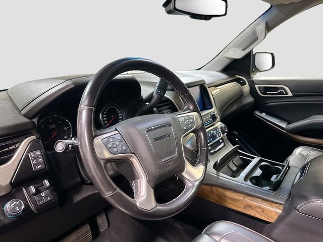 Used 2020 GMC Yukon Denali w/ Open Road Package image 11