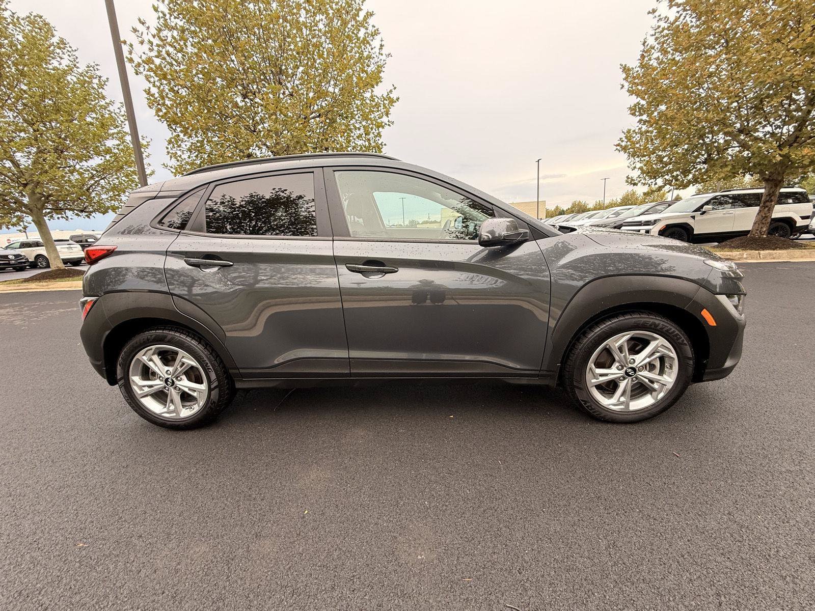 Used 2022 Hyundai Kona SEL AWD/4WD image 4