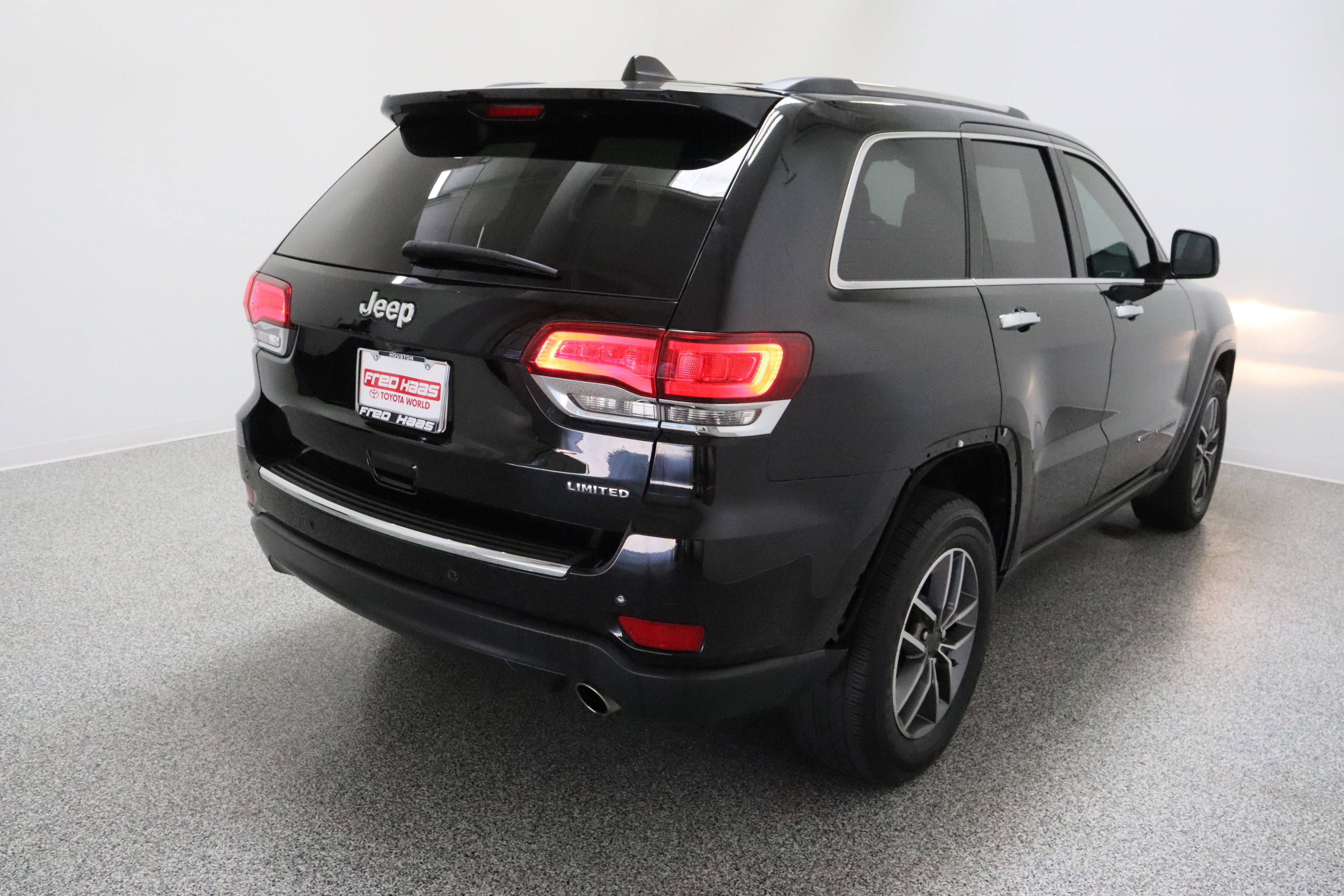 Used 2020 Jeep Grand Cherokee Limited image 7