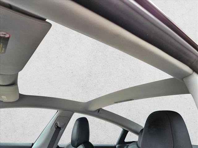 Used 2018 Tesla Model 3 Long Range image 25