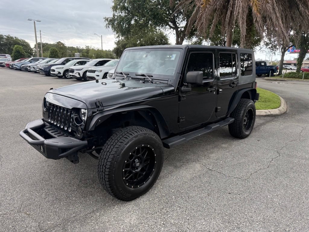 Used 2010 Jeep Wrangler Unlimited Sport AWD/4WD image 12