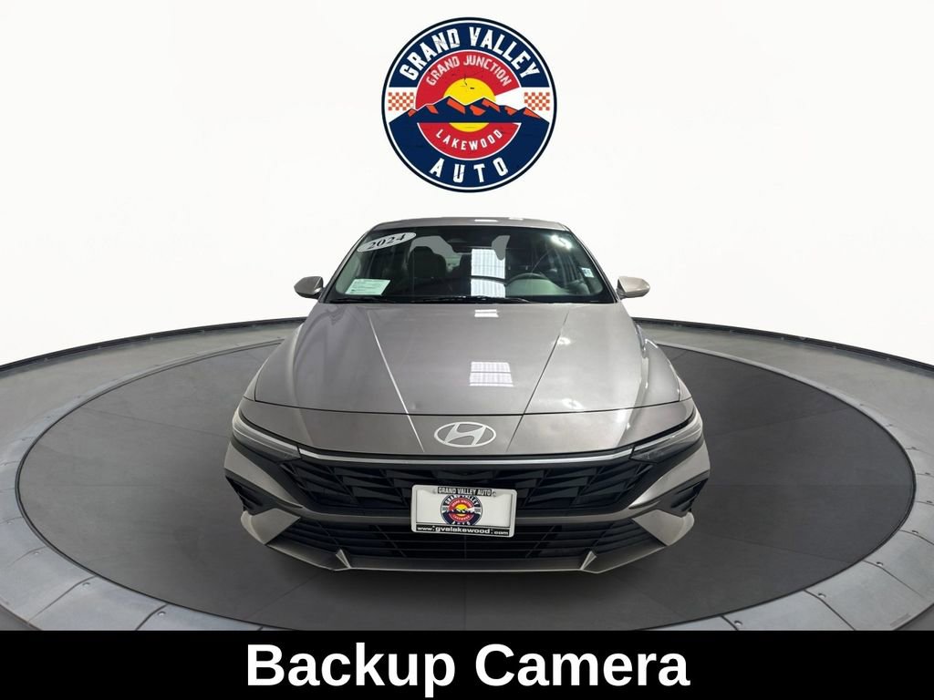 Used 2024 Hyundai Elantra SEL image 4
