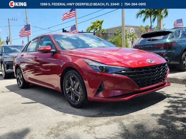 Used 2023 Hyundai Elantra SEL FWD image 1