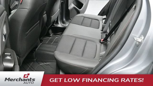 Used 2023 Chevrolet TrailBlazer RS w/ Convenience Package AWD/4WD image 16