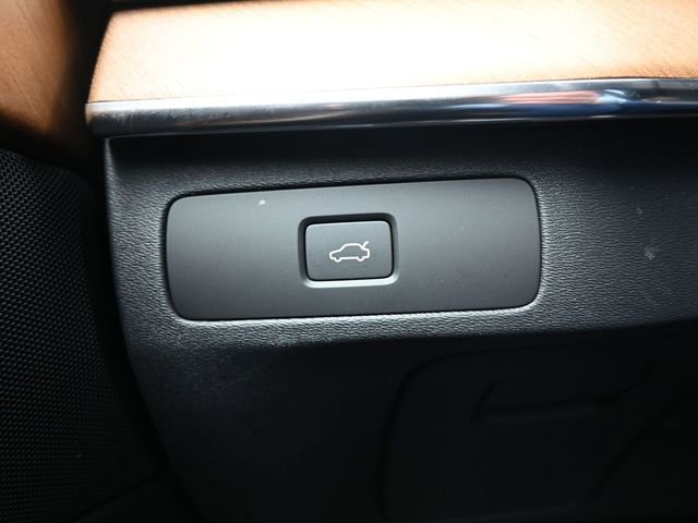 Used 2023 Volvo XC90 B6 Plus w/ Protection Package Premier image 25