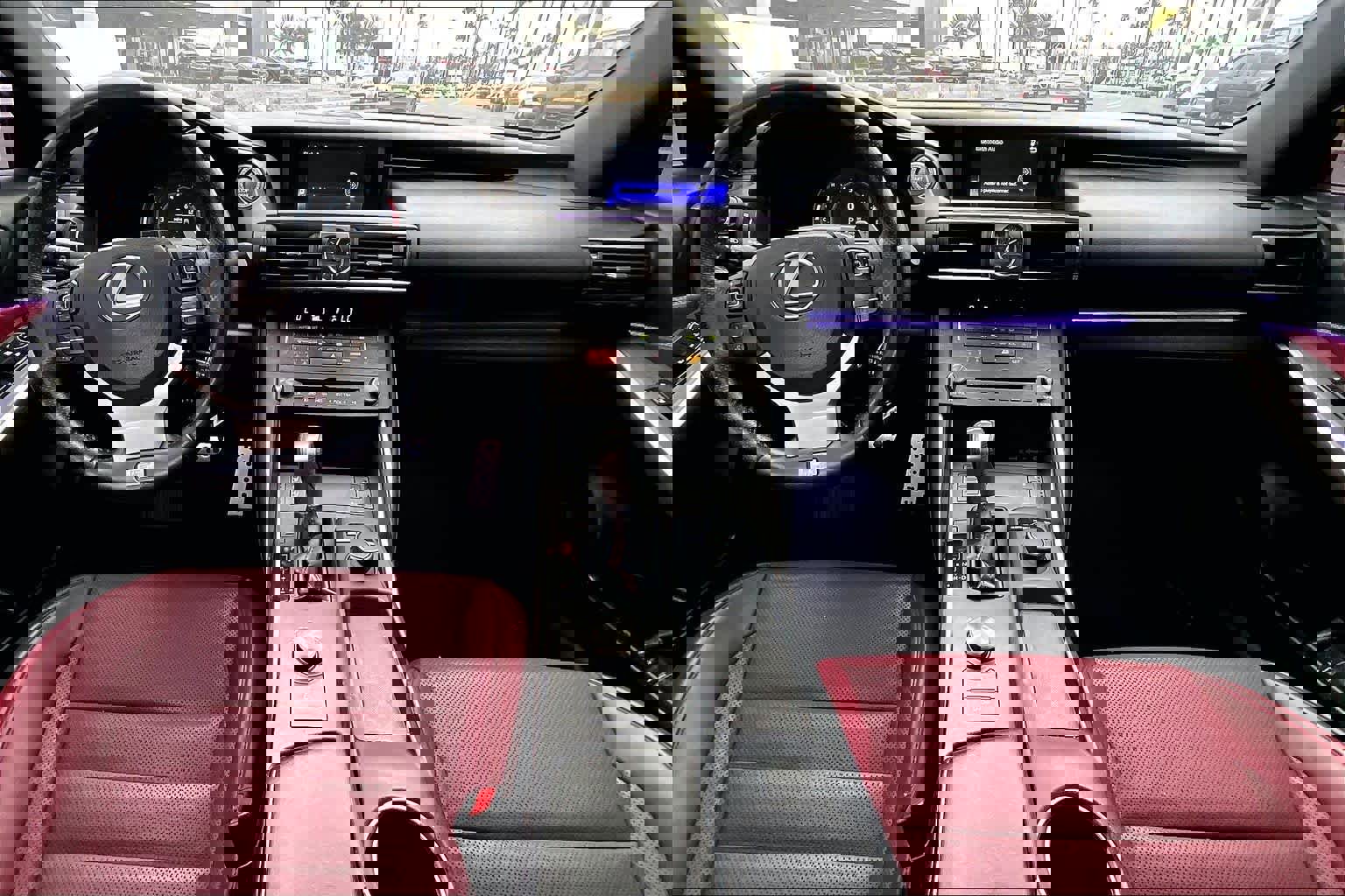 Used 2019 Lexus IS 300 F Sport w/ F Sport Package image 15