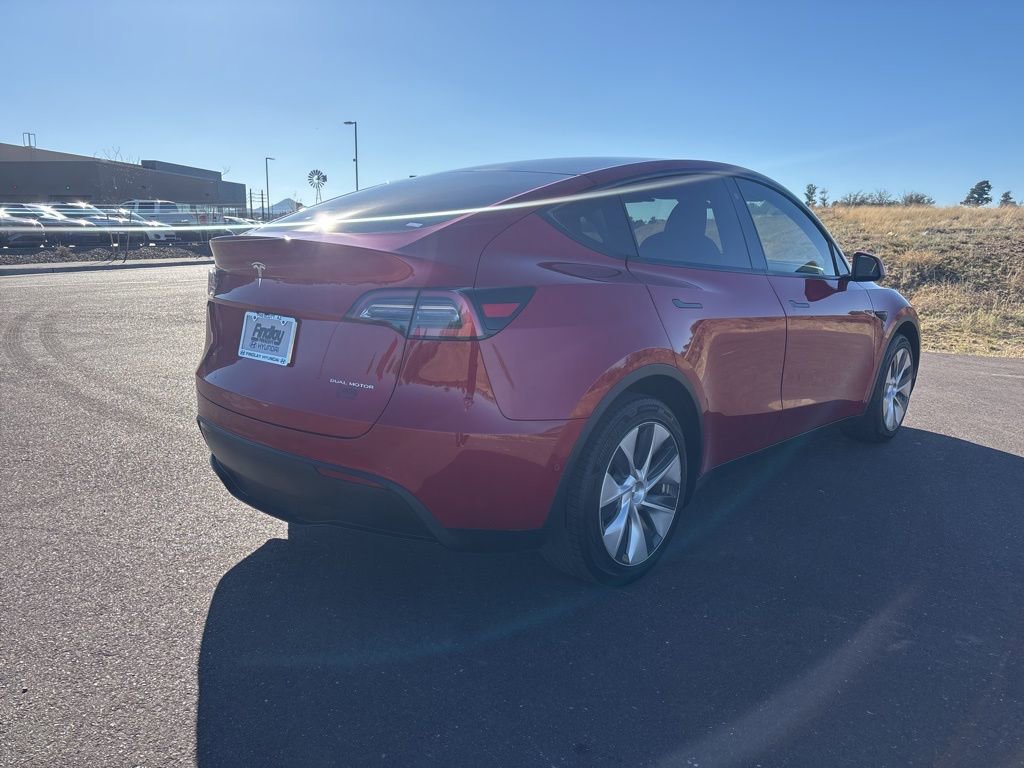Used 2020 Tesla Model Y Long Range image 4