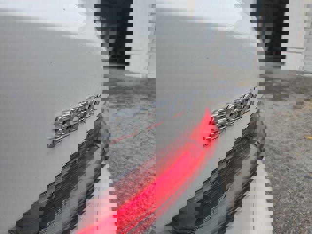 Used 2022 BMW 330i xDrive Sedan image 5