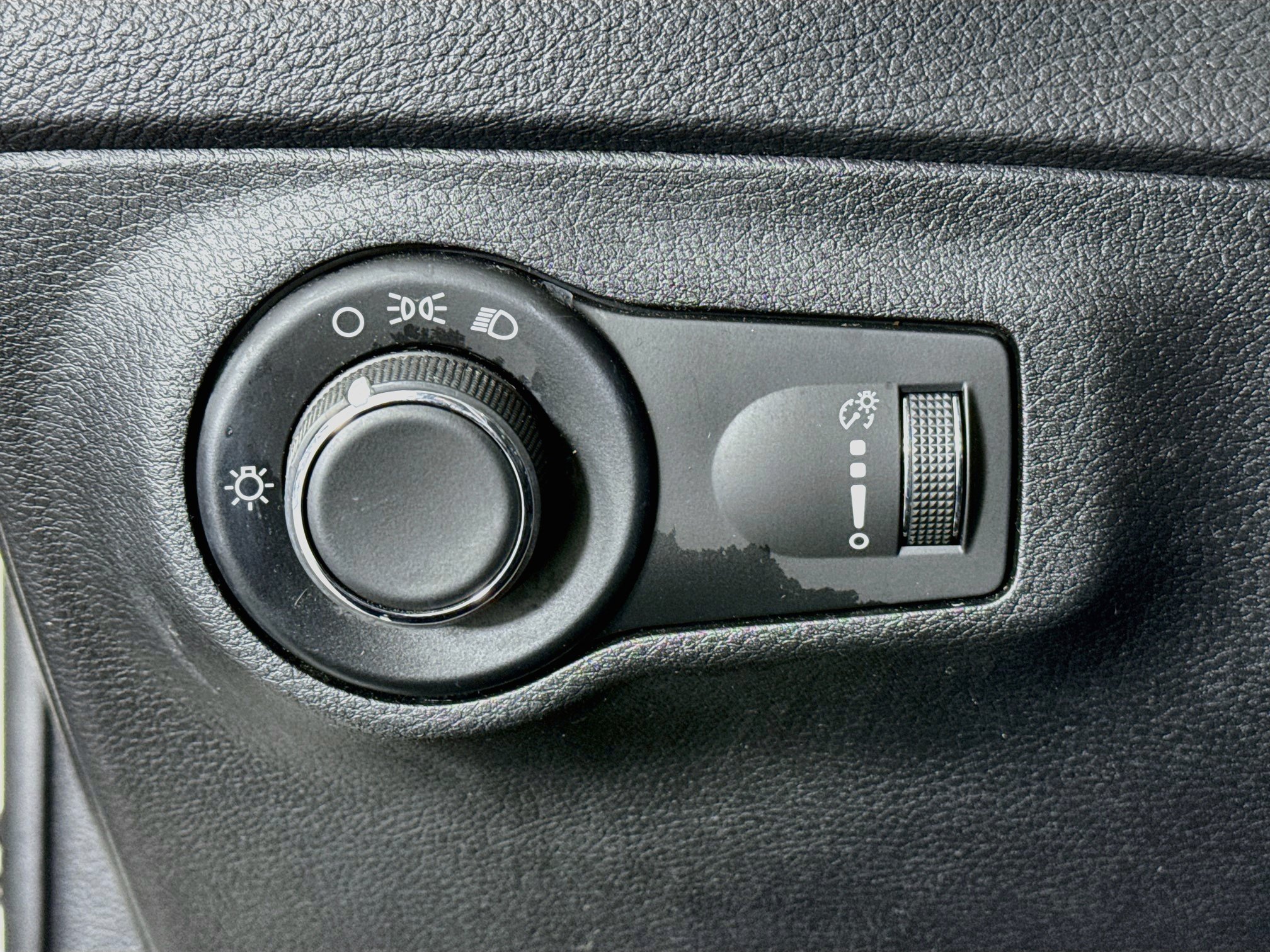 Used 2019 Jeep Compass Sport AWD/4WD image 10