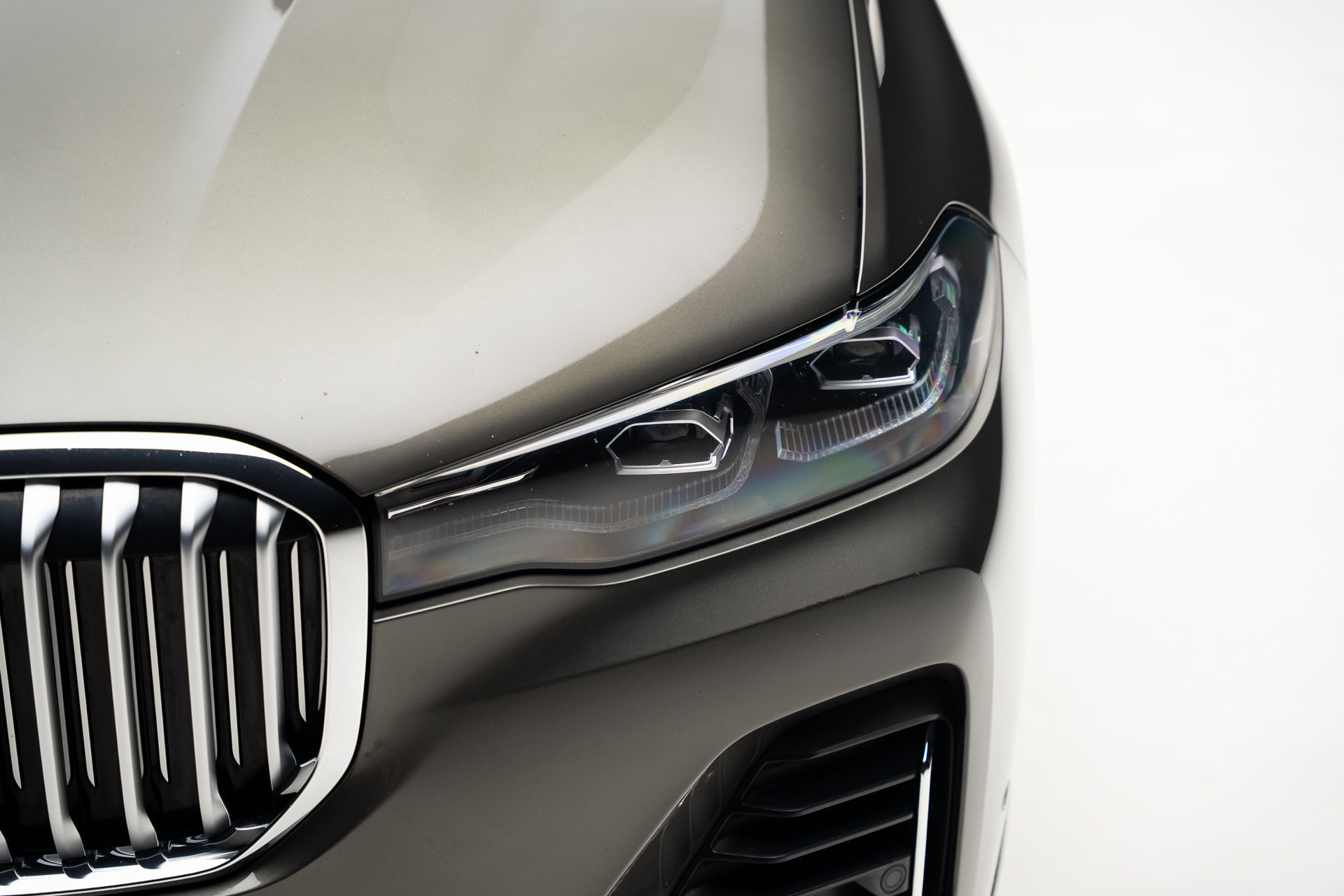 Used 2020 BMW X7 xDrive40i w/ Parking Assistance Package AWD/4WD image 11