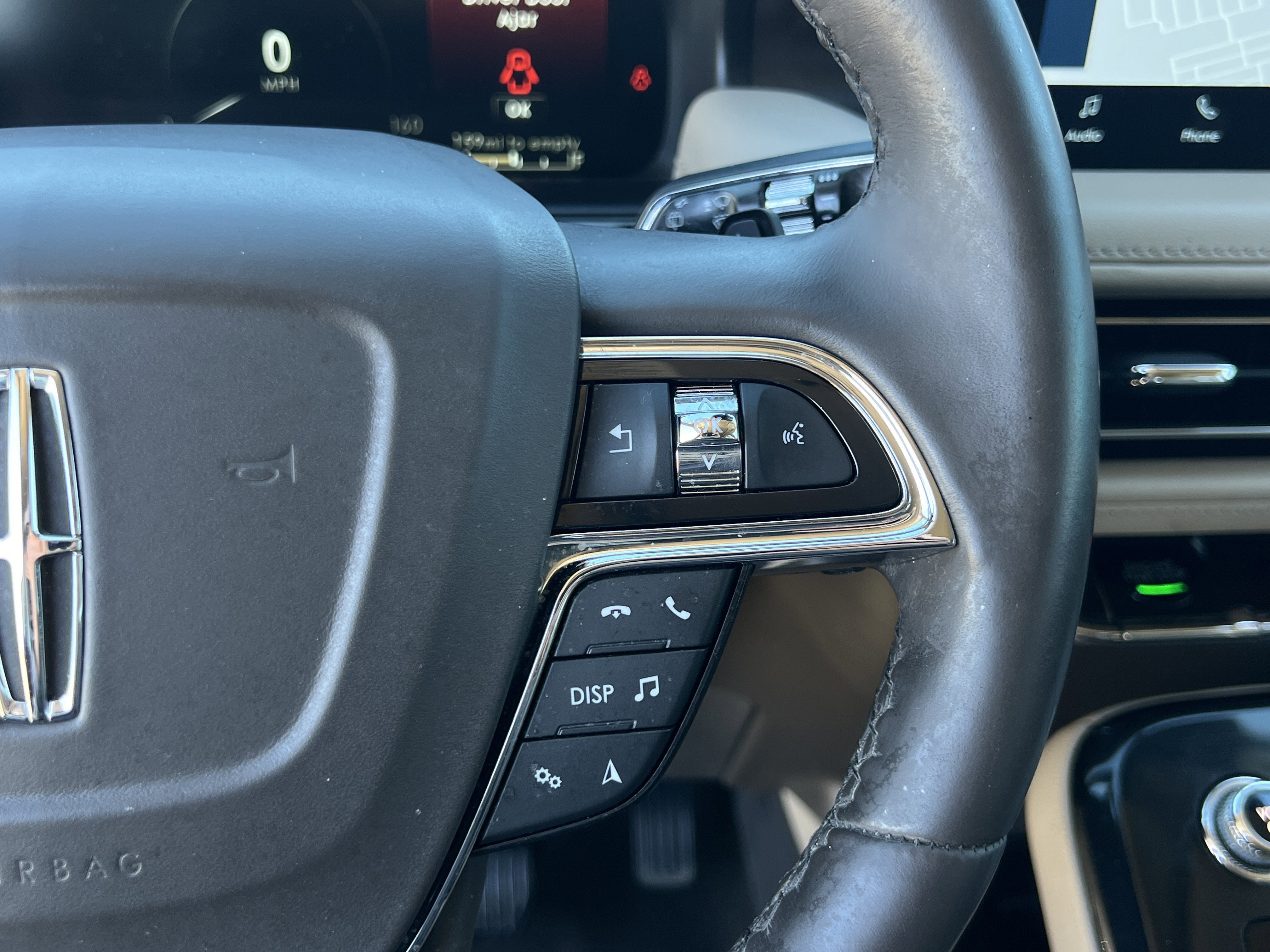 Used 2022 Lincoln Nautilus Reserve w/ Monochromatic Package image 17