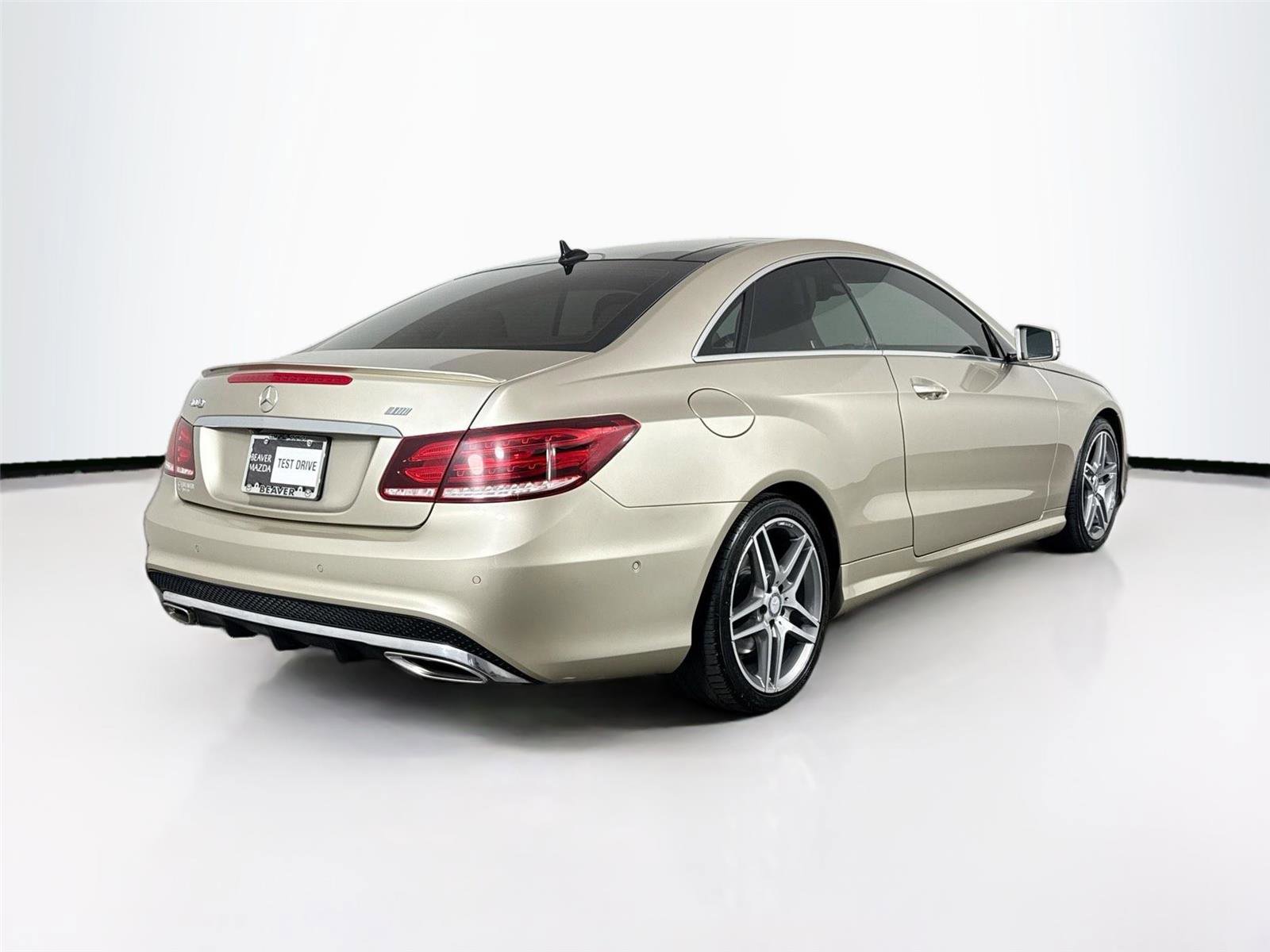 Used 2017 Mercedes-Benz E 400 Coupe image 2