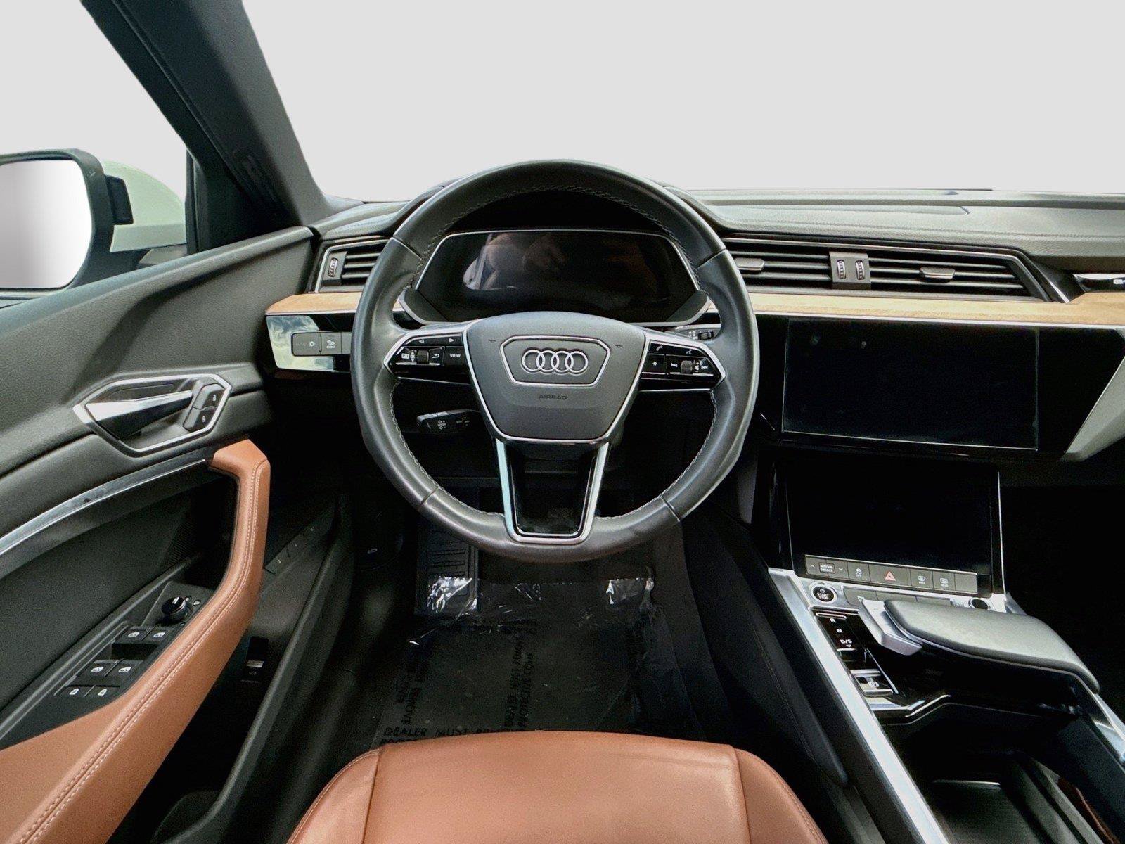 Certified 2024 Audi Q8 e-tron Premium AWD/4WD image 10