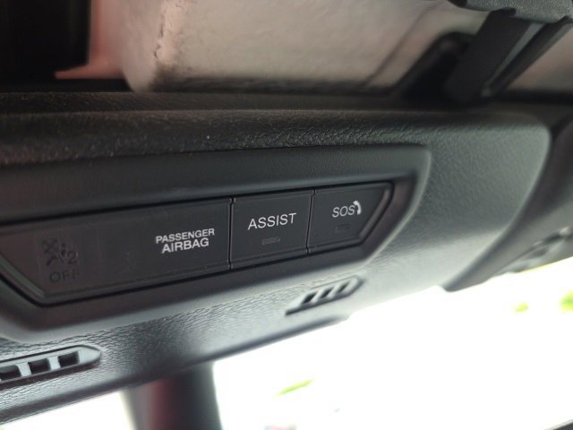 Used 2023 Jeep Gladiator Overland image 32