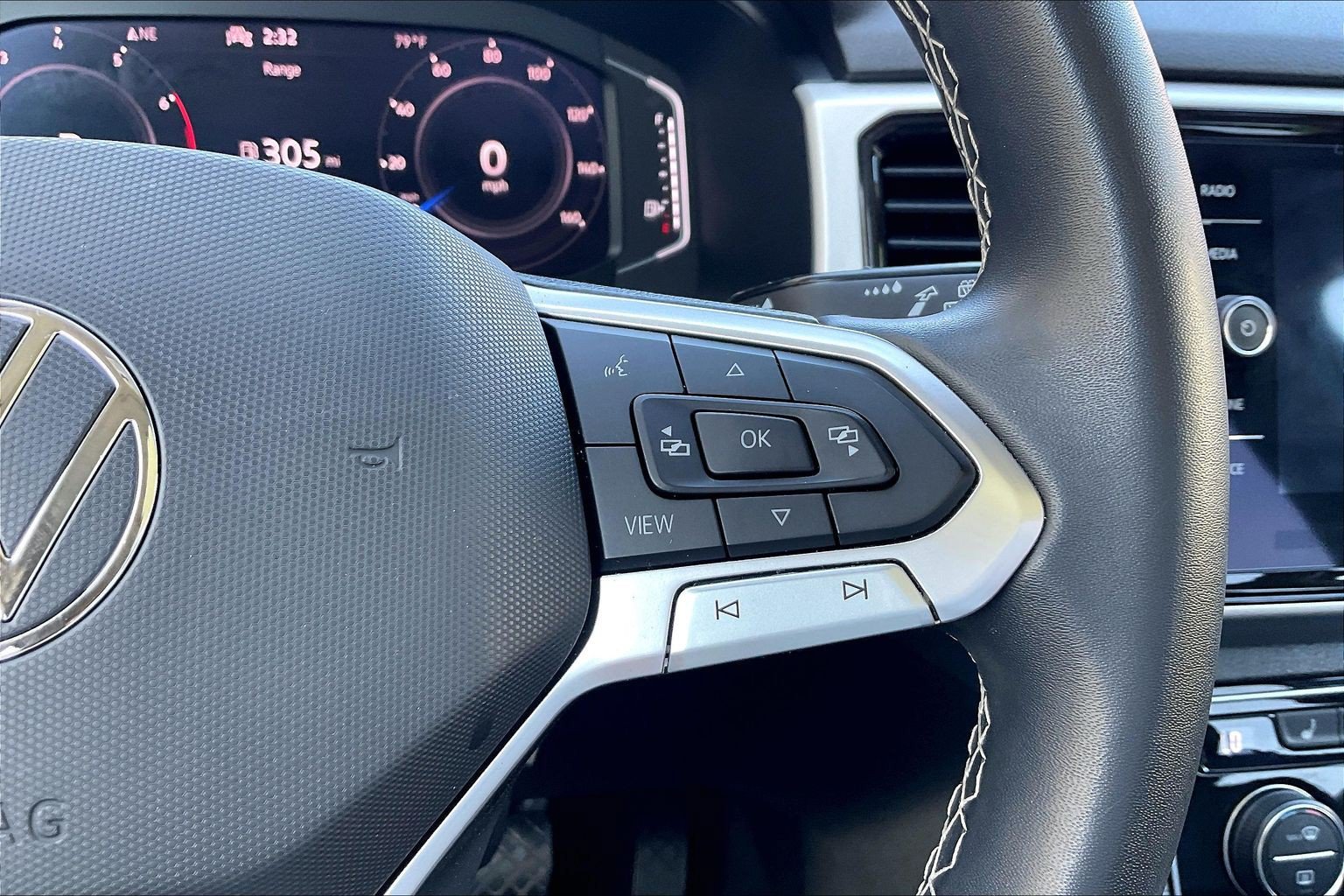 Certified 2023 Volkswagen Atlas SE w/ Panoramic Sunroof Package FWD image 19