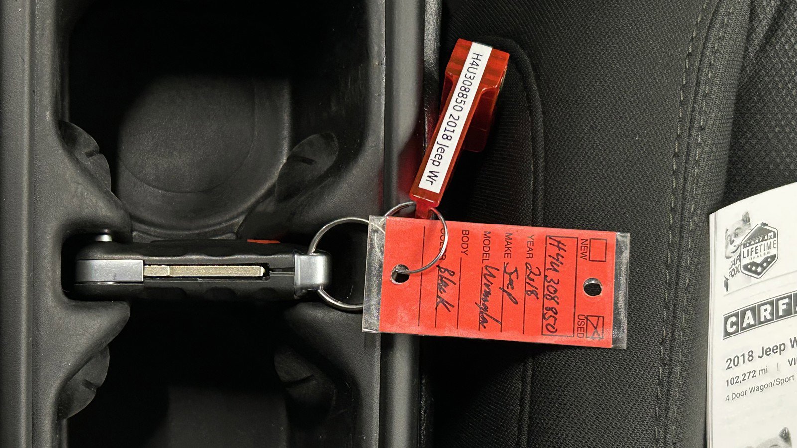 Used 2018 Jeep Wrangler Unlimited Sahara AWD/4WD image 34