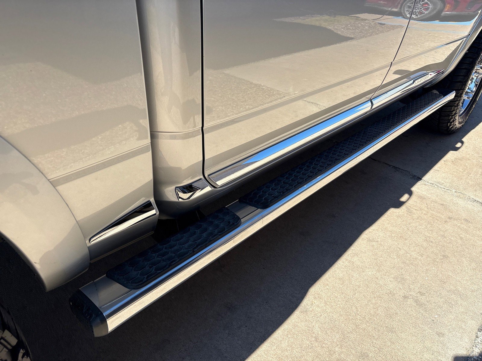 Used 2017 RAM 1500 Limited image 10