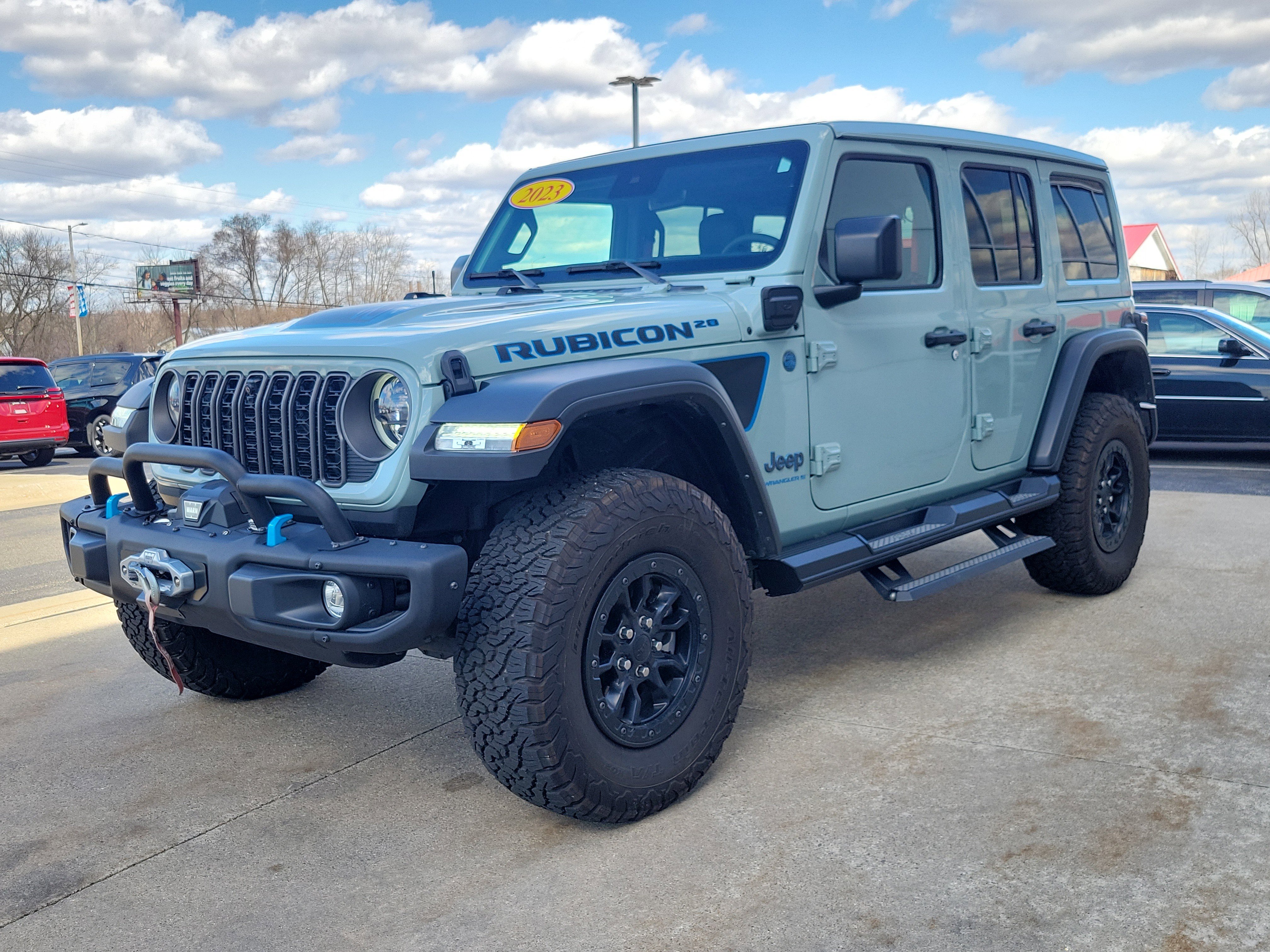 Used 2023 Jeep Wrangler Unlimited Rubicon 4xe image 2