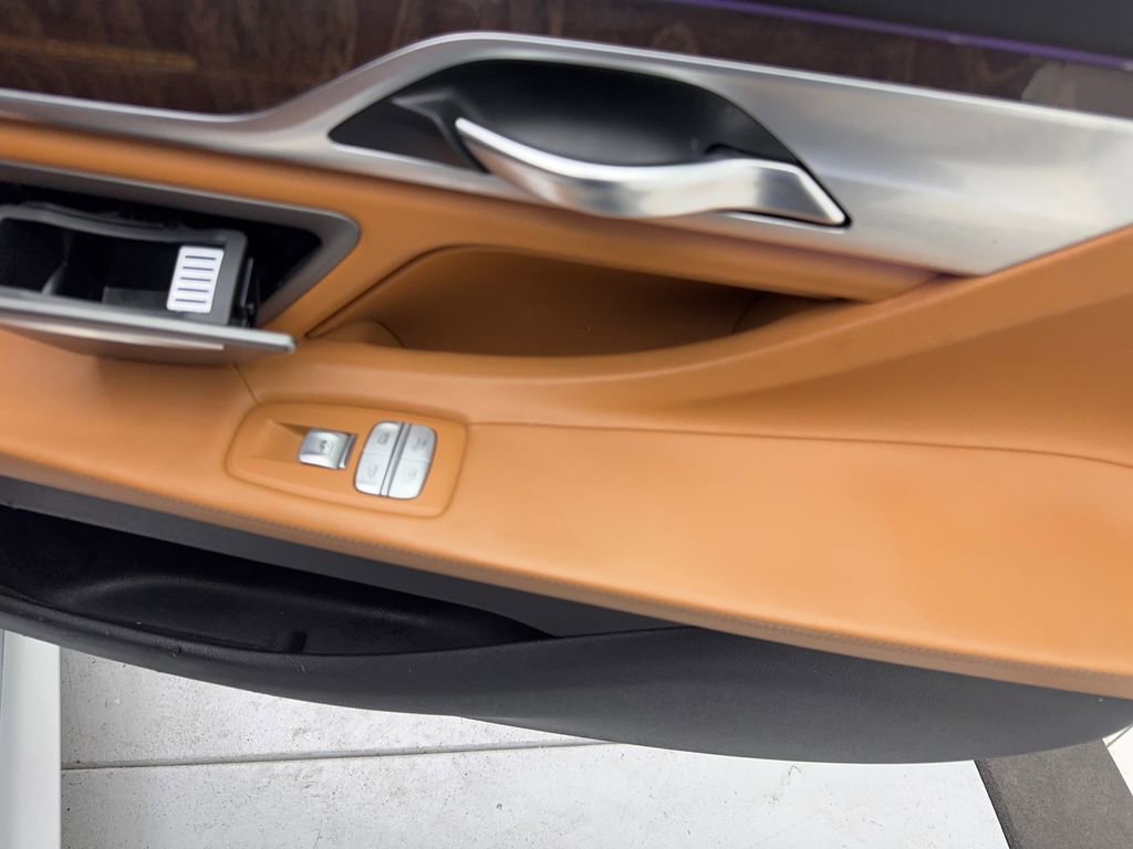 Used 2017 BMW 750i xDrive image 44