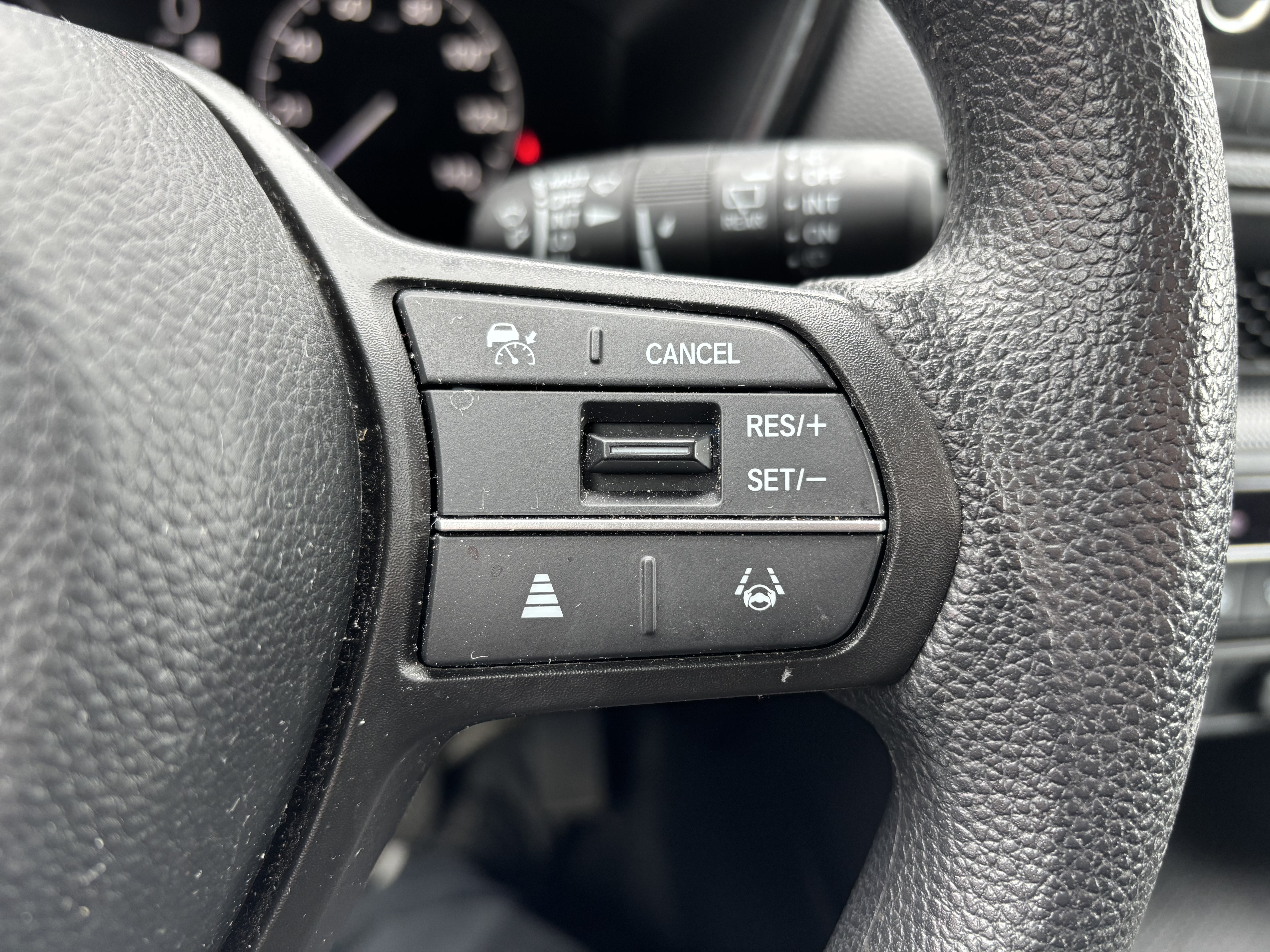 Used 2025 Honda CR-V EX image 19