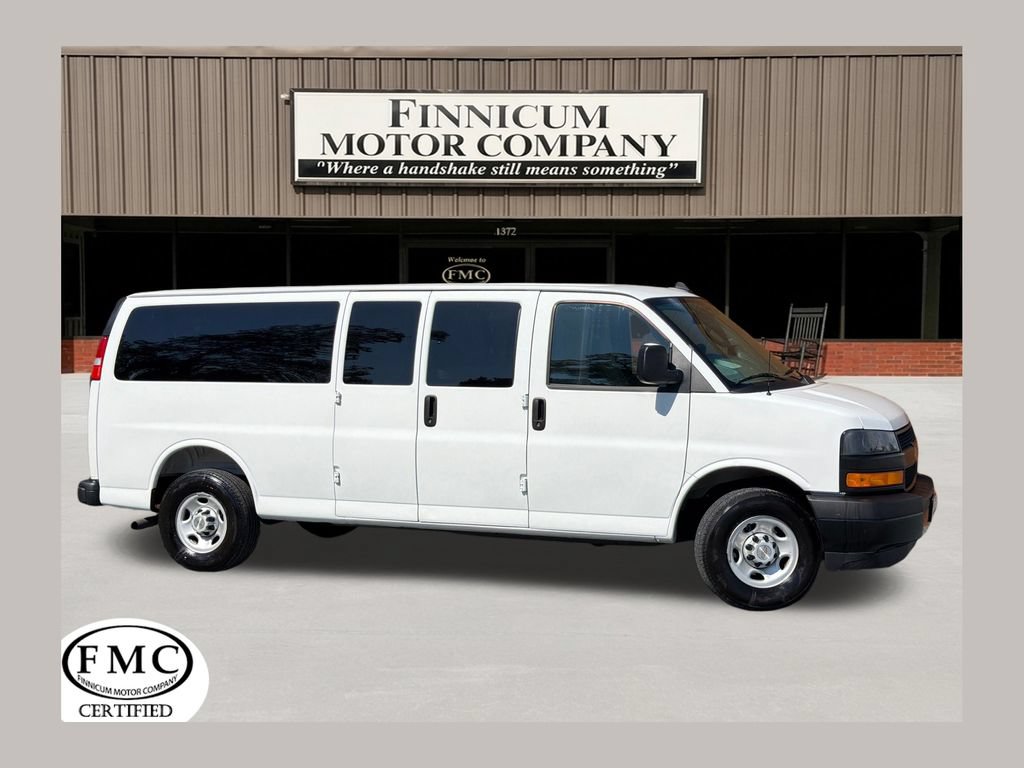 Used 2025 Chevrolet Express 3500 LS RWD image 1