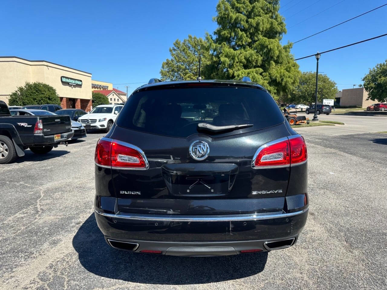 Used 2013 Buick Enclave Leather w/ LPO, Cargo Convenience Pkg image 6