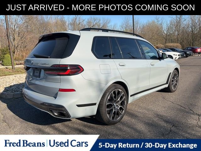 Used 2024 BMW X7 xDrive40i w/ M Sport Package image 8
