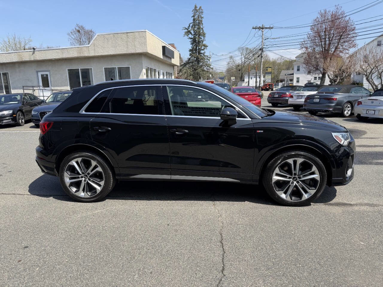 Used 2020 Audi Q3 2.0T Premium Plus w/ Premium Plus Package AWD/4WD image 10