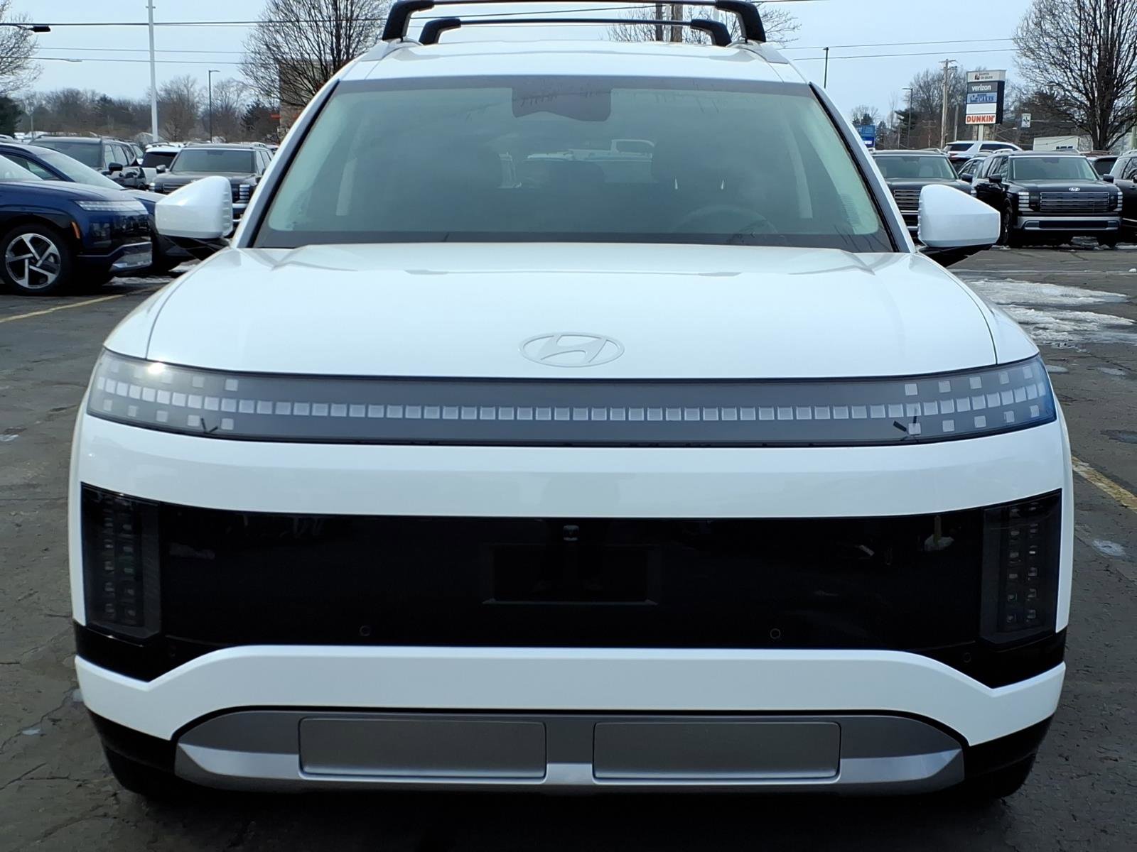 New 2026 Hyundai Ioniq 9 SEL image 2