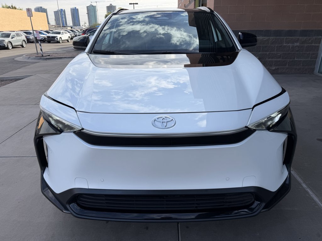 Used 2024 Toyota bZ4X XLE w/ Weather Package image 10