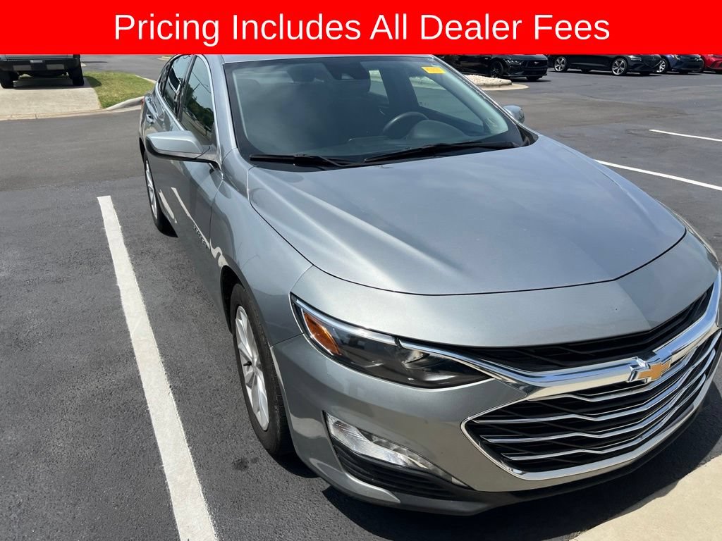 Used 2025 Chevrolet Malibu LT FWD image 4