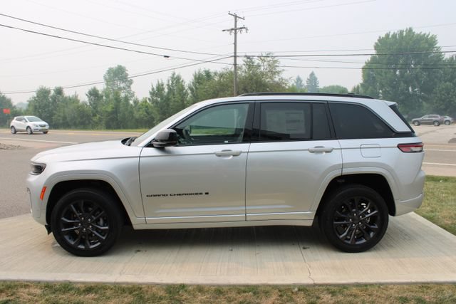 New 2026 Jeep Grand Cherokee Limited AWD/4WD image 34