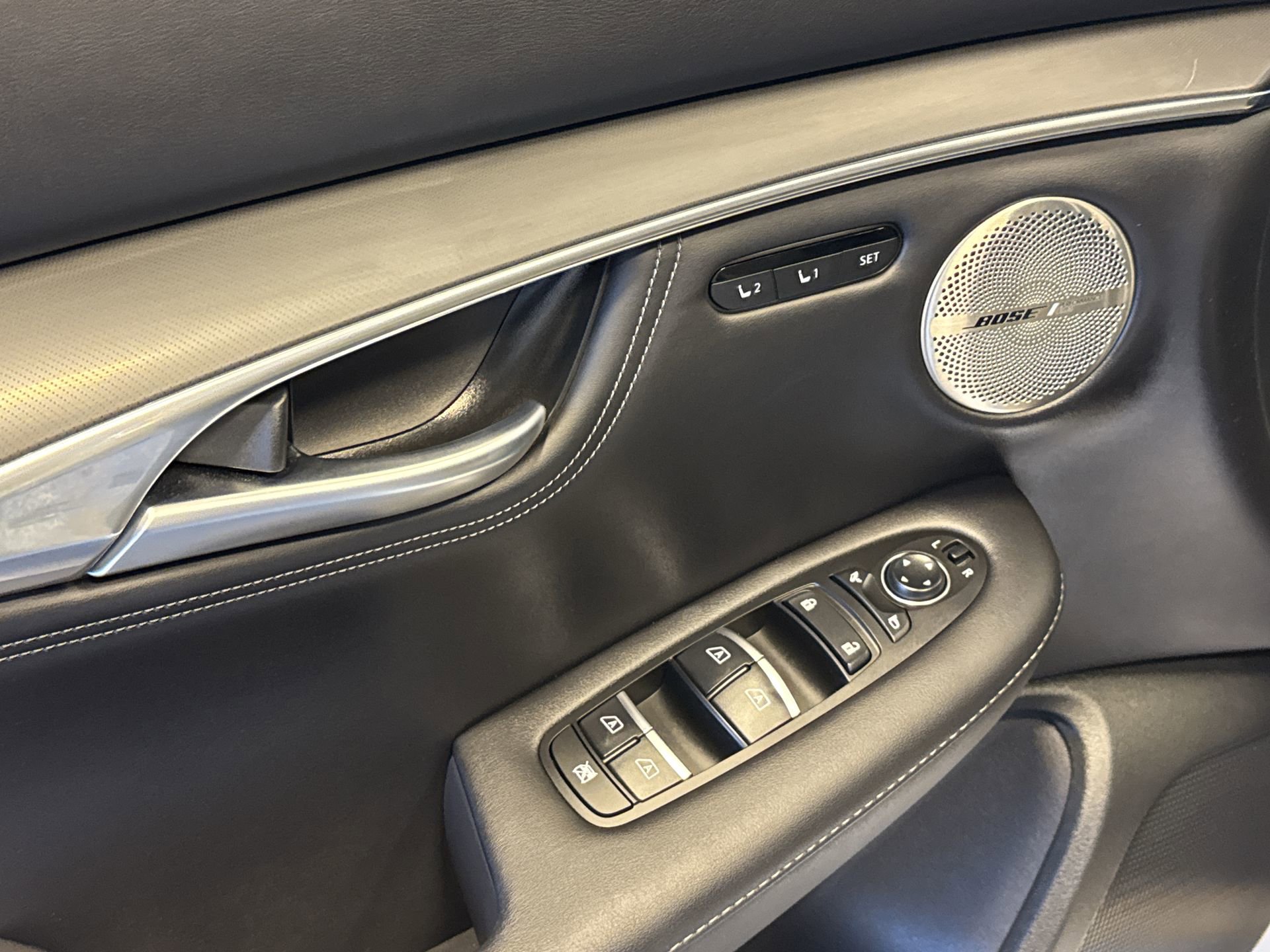 Certified 2025 INFINITI QX55 Essential AWD/4WD image 13