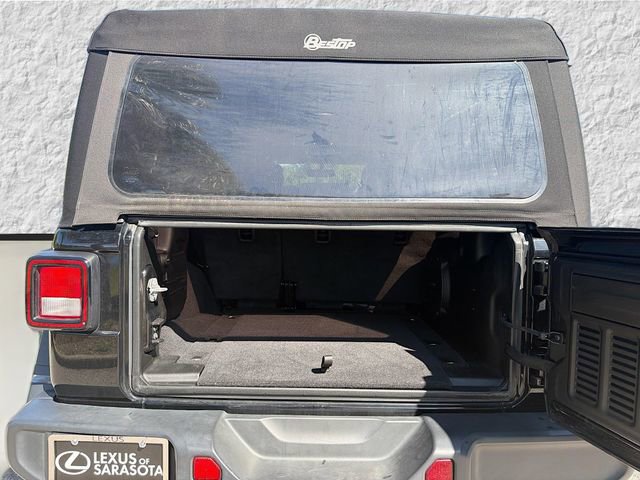 Used 2021 Jeep Wrangler Unlimited Rubicon image 12