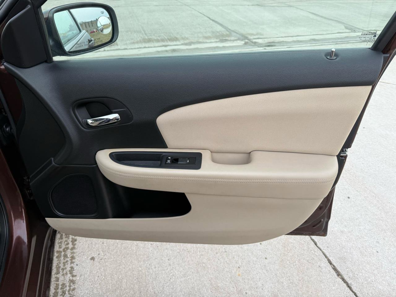 Used 2012 Chrysler 200 Touring image 20